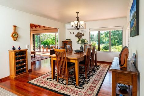 Photo of property in 14a Puriri Road, Waikanae, 5036