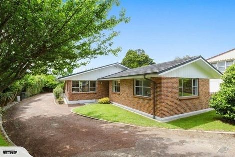 Photo of property in 328 Great South Road, Opaheke, Papakura, 2113