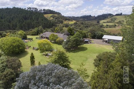 Photo of property in 216 Mcpike Road, Waimauku, 0883