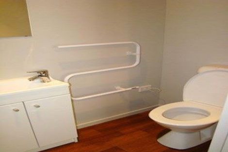 Photo of property in 100 Rattray Street, Riccarton, Christchurch, 8041