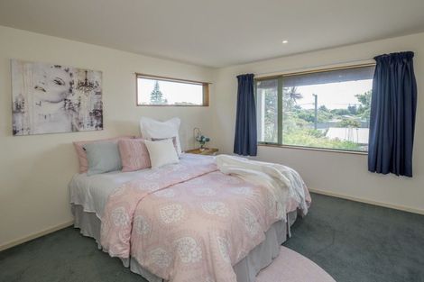 Photo of property in 37 Manuka Street, Otaki Beach, Otaki, 5512