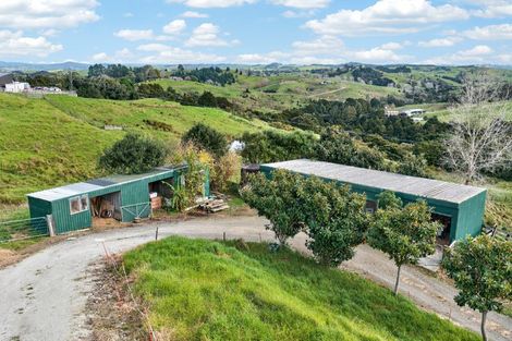 Photo of property in 63 Porter Road, Paparoa, 0571