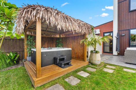 Photo of property in 6 Kanuka Road, Hobsonville, Auckland, 0616
