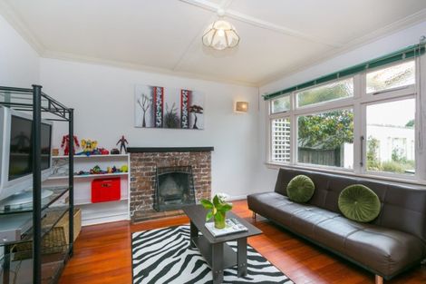 Photo of property in 3 Dorset Avenue, Westown, New Plymouth, 4310