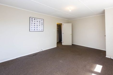 Photo of property in 1033a Fergusson Drive, Clouston Park, Upper Hutt, 5018