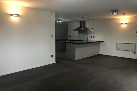 Photo of property in 10/16 Hutcheson Street, Sydenham, Christchurch, 8023