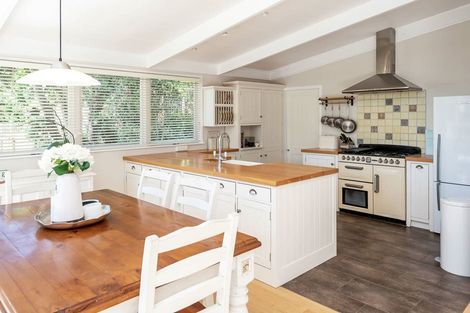 Photo of property in 41 Evelyn Road, Cockle Bay, Auckland, 2014