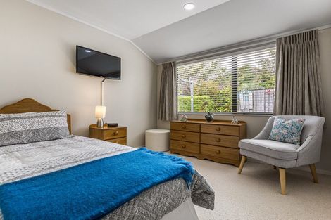 Photo of property in 1 Astor Place, Orewa, 0931
