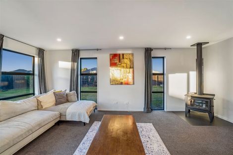 Photo of property in 12 Owen Drive, Darfield, 7510