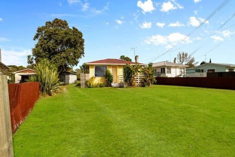 Photo of property in 16 Tolerton Avenue, Elgin, Gisborne, 4010
