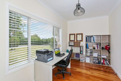 Photo of property in 15 Brian Wood Lane, Karaka, Papakura, 2580