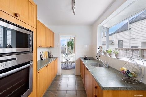 Photo of property in 1/666 East Coast Road, Pinehill, Auckland, 0630