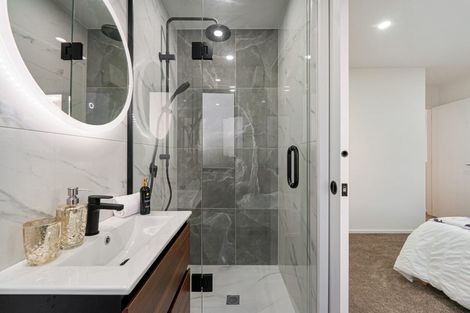 Photo of property in 21c Laura Street, Kelston, Auckland, 0602