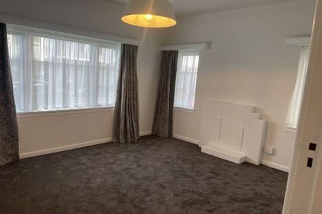 Photo of property in Westhaven Apartments, 1/127 Molesworth Street, Thorndon, Wellington, 6011