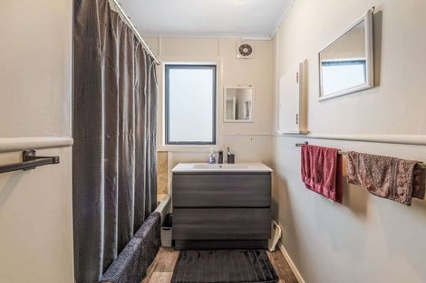 Photo of property in 40 Thyra Street, Dannevirke, 4930