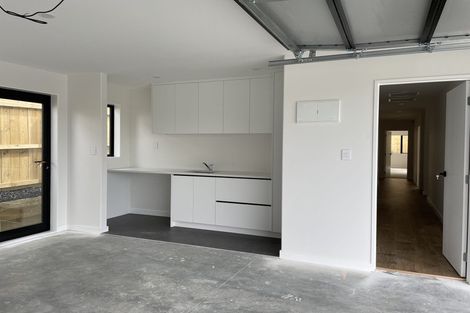 Photo of property in 40 Taikura Avenue, Red Beach, 0932