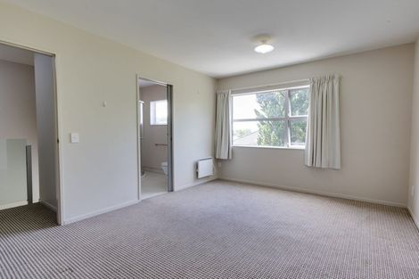 Photo of property in 1a Anderson Terrace, Mount Cook, Wellington, 6021