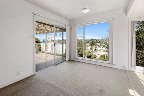 Photo of property in 35 Bayview Road, Browns Bay, Auckland, 0630