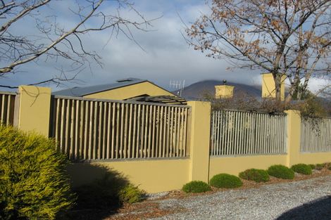 Photo of property in 123 Frankton Road, Queenstown, 9300