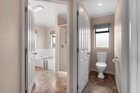 Photo of property in 135 Lakewood Drive, Nukuhau, Taupo, 3330