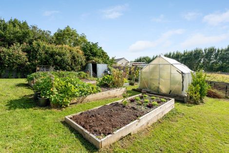 Photo of property in 42 Hastings Street, Halcombe, Feilding, 4779