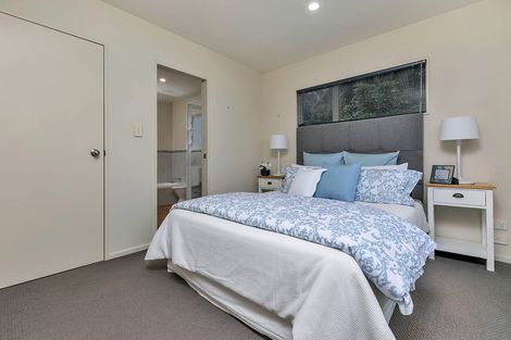 Photo of property in 3/48a Exmouth Road, Northcote, Auckland, 0627