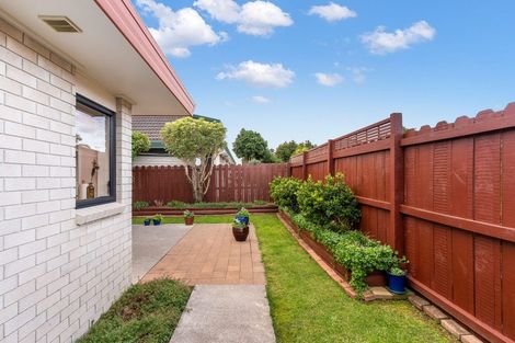 Photo of property in 2/16 Travers Place, Northpark, Auckland, 2013