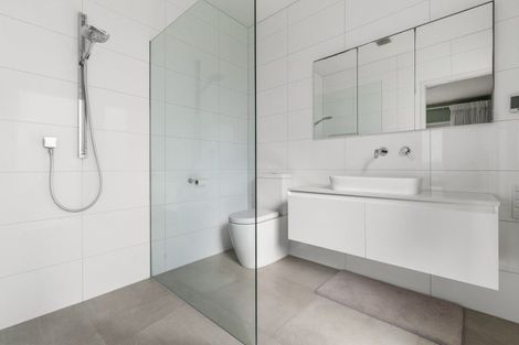 Photo of property in 70 The Esplanade, Westshore, Napier, 4110