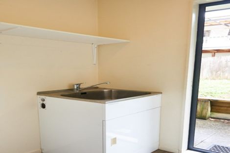 Photo of property in 30 Redwood Drive, Massey, Auckland, 0614