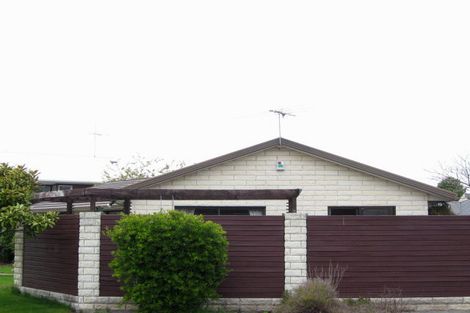 Photo of property in 41 Regency Crescent, Redwood, Christchurch, 8051