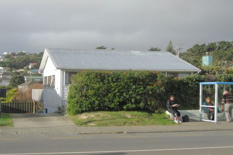 Photo of property in 79 Main Road, Titahi Bay, Porirua, 5022