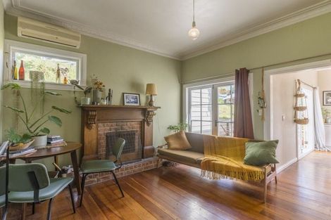 Photo of property in 69 Waimea Road, Waikanae Beach, Waikanae, 5036