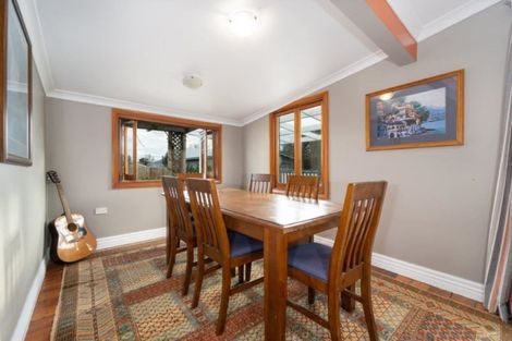 Photo of property in 16 New York Street, Martinborough, 5711