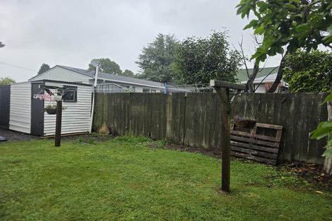 Photo of property in 1b Farnworth Avenue, Holdens Bay, Rotorua, 3010