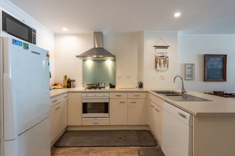 Photo of property in Grosvenor Cl, 13/6 Brown Street, Mount Cook, Wellington, 6021