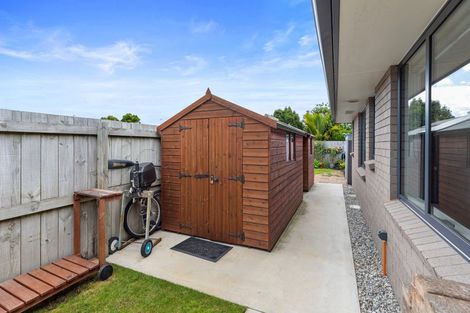 Photo of property in 27 Leet Crescent, Papamoa Beach, Papamoa, 3118