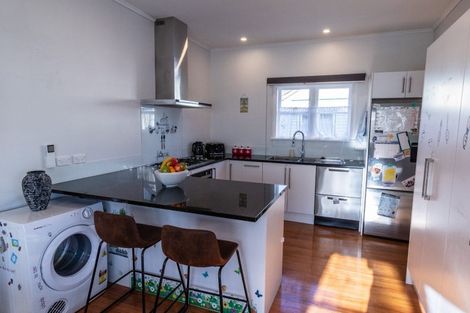 Photo of property in 89 Riverside Drive, Waiwhetu, Lower Hutt, 5010