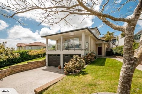 Photo of property in 57 Kittiwake Drive, Schnapper Rock, Auckland, 0632