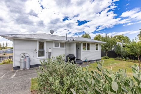 Photo of property in 146 Te Rangitautahanga Road, Turangi, 3334