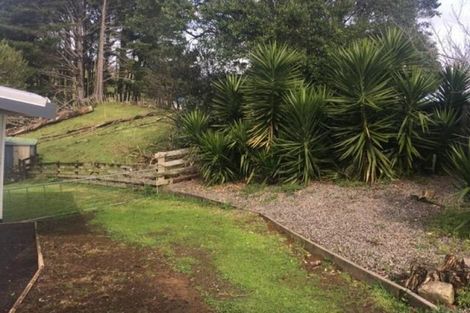 Photo of property in 23 Saint Ives Grove, Whalers Gate, New Plymouth, 4310