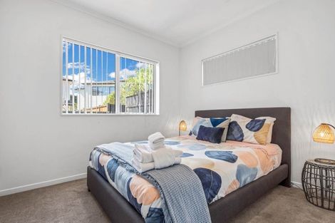 Photo of property in 3 Cloghfin Place, Flat Bush, Auckland, 2019