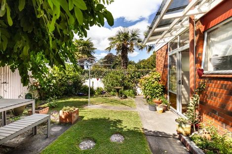 Photo of property in 4/1204 Heretaunga Street East, Parkvale, Hastings, 4122