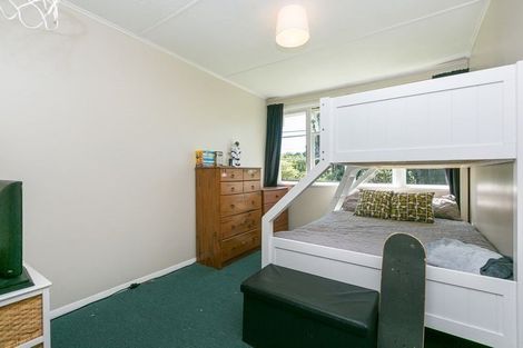 Photo of property in 64 Parsons Street, Frankleigh Park, New Plymouth, 4310