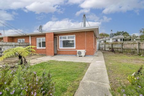 Photo of property in 8 Te Rauparaha Street, Otaki, 5512