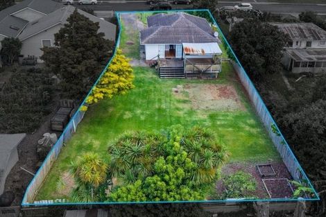 Photo of property in 62 Waipani Road, Te Atatu Peninsula, Auckland, 0610