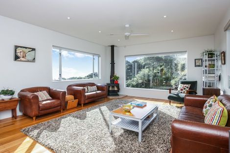 Photo of property in 199 Carter Road, Oratia, Auckland, 0604