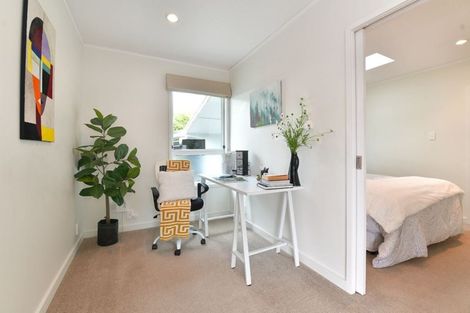 Photo of property in 21 Laurence Street, Manly, Whangaparaoa, 0930