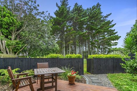 Photo of property in 46b Millen Avenue, Pakuranga, Auckland, 2010