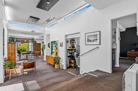 Photo of property in 1/5 Whareora Terrace, Cashmere, Christchurch, 8022