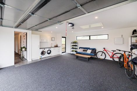 Photo of property in 10 Beechwood Road, Feilding, 4779